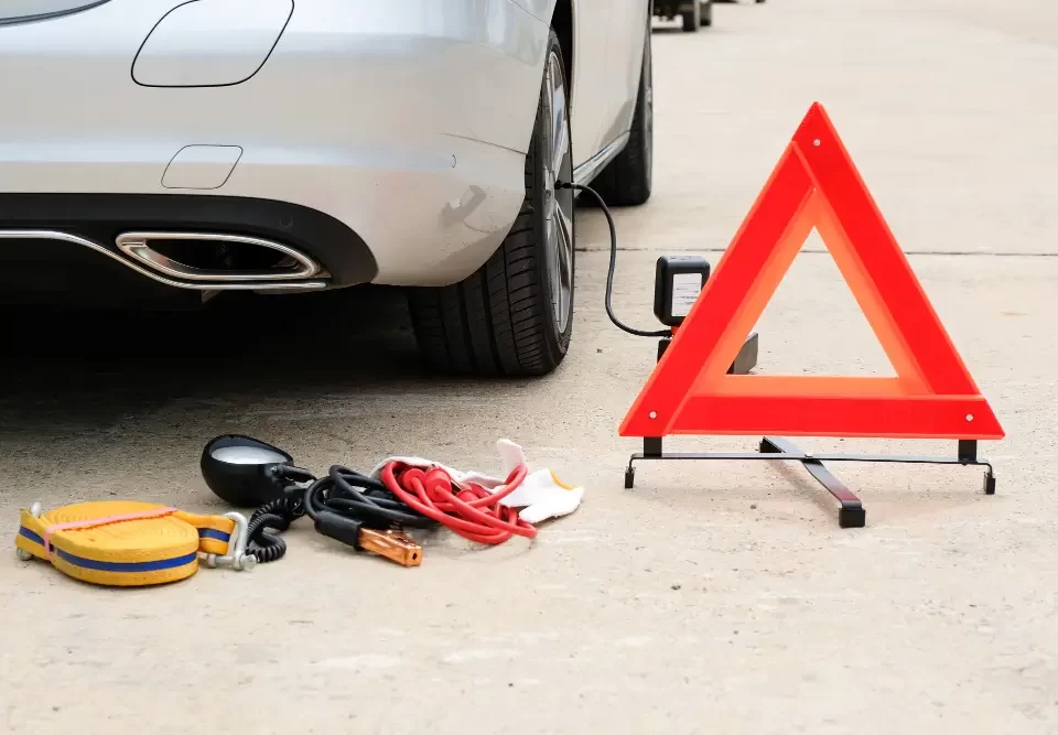 roadtrip emergency kit